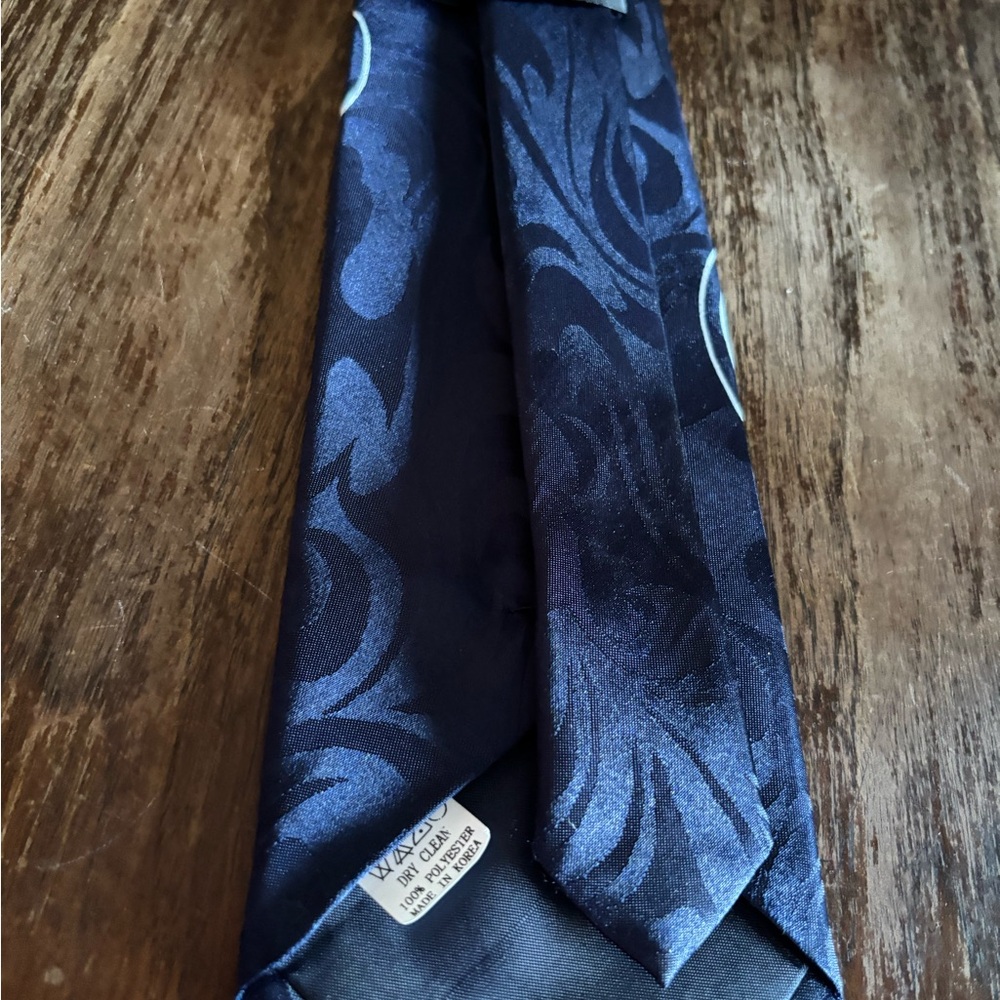 Steve Harris tie - Picture 3 of 4